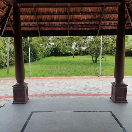 מאראריקולם Marari Beach Palace מראה חיצוני תמונה